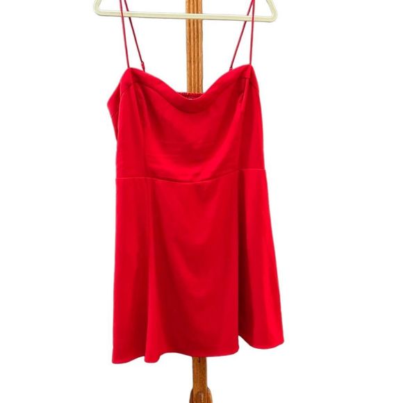 Abercrombie & Fitch Dresses & Skirts - NWOT Abercrombie & Fitch Classic Red Dress - XL